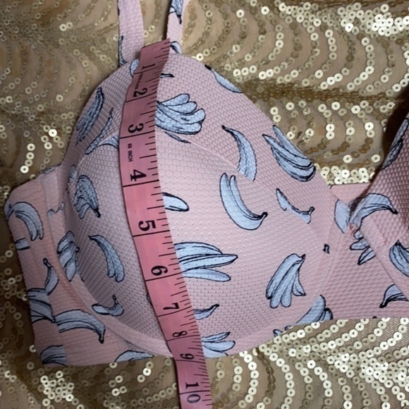 Rare Forever 21 plus Banana Swimsuit top 2X - Picture 2 of 6